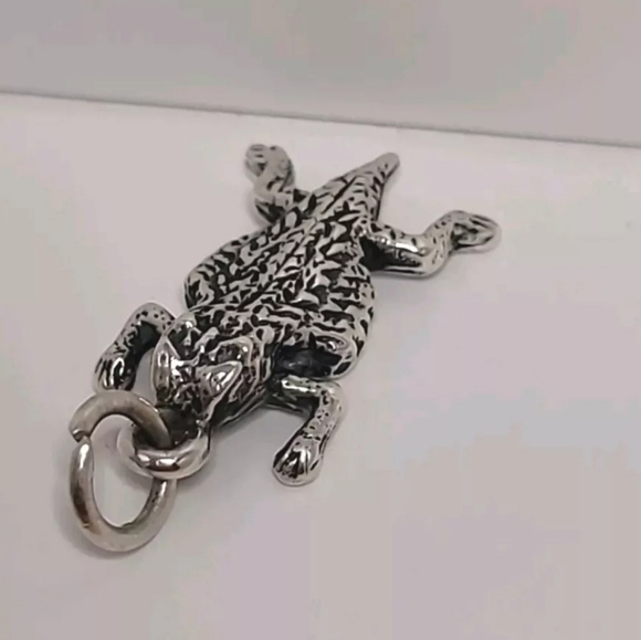 SOLD-Retired James Avery Horned Toad Lizard Charm/Pendant - Picture 11 of 14